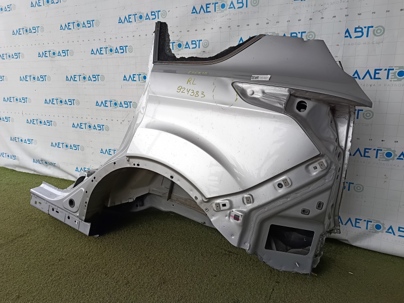 Четверть крыло задняя левая Ford Escape MK3 13-19 отпилена, серебро, вмятина