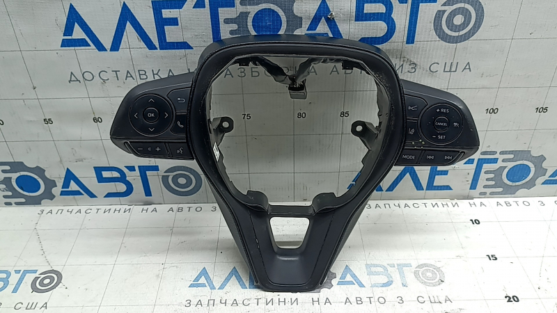 Кнопки управления на руле Toyota Rav4 19-23 без подогрева руля, черная накладка, царапина