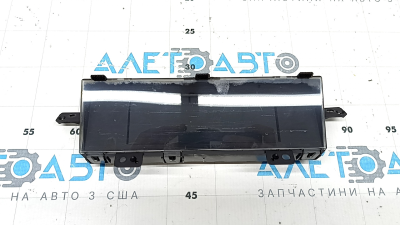Дисплей інформаційний Subaru Forester 19-21 SK подряпини, в кіптяві