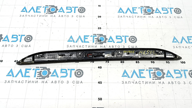 Стоп сигнал Ford Fusion mk5 13-20 царапины