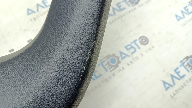 Обшивка дверей багажника права Toyota Rav4 19-25 чорна, потертість
