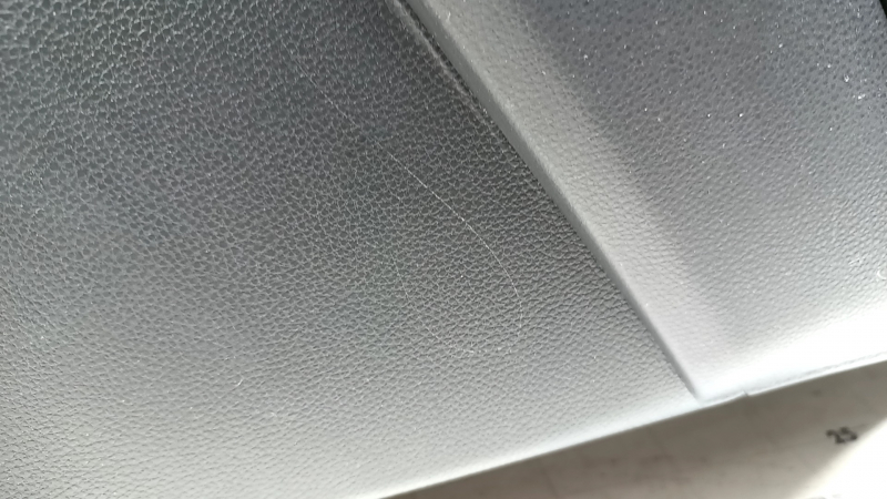 Обшивка дверей картка задня права Toyota Rav4 19-24 чорна, підлокітник шкіра чорна, вставка чорний пластик, хром молдинг, подряпини