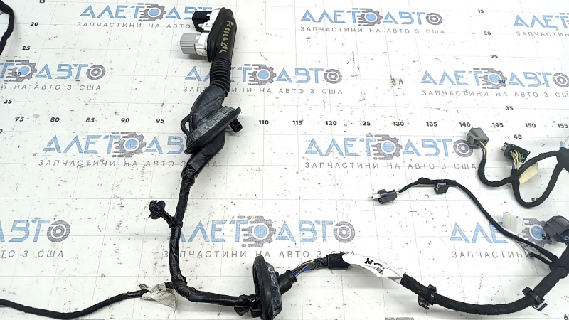 Проводка дверей передньої лівої Ford Escape MK4 20-22 keyless