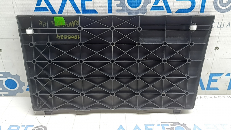 Підлога багажника права Toyota Rav4 19-25 чорний, подряпини