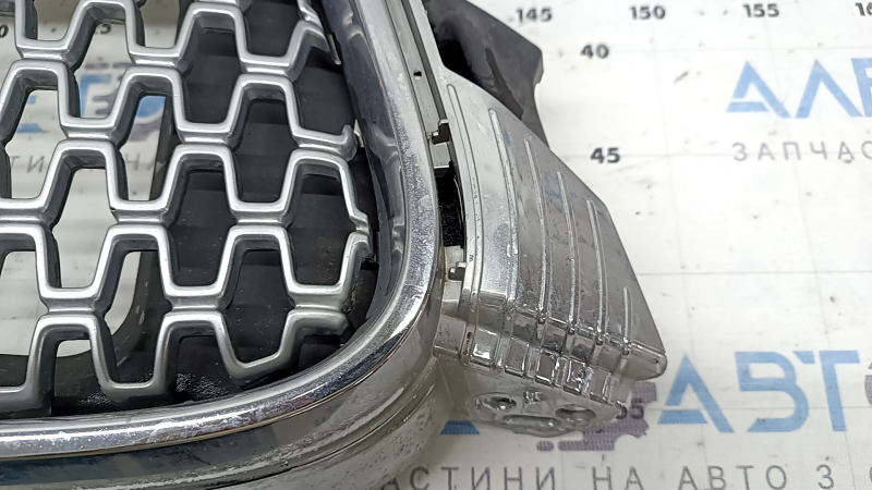 Грати радіатора grill Lincoln MKZ 17-20 хром, з емблемою, відколи