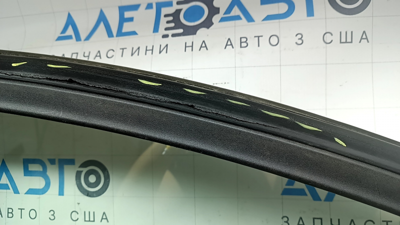 Двері в зборі передня ліва Lincoln MKZ 13-20 keyless, червоний RR, накладка з кодом, потріскана бічна накладка, порваний ущільнювач