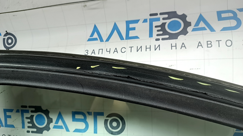 Двері в зборі передня ліва Lincoln MKZ 13-20 keyless, червоний RR, накладка з кодом, потріскана бічна накладка, порваний ущільнювач