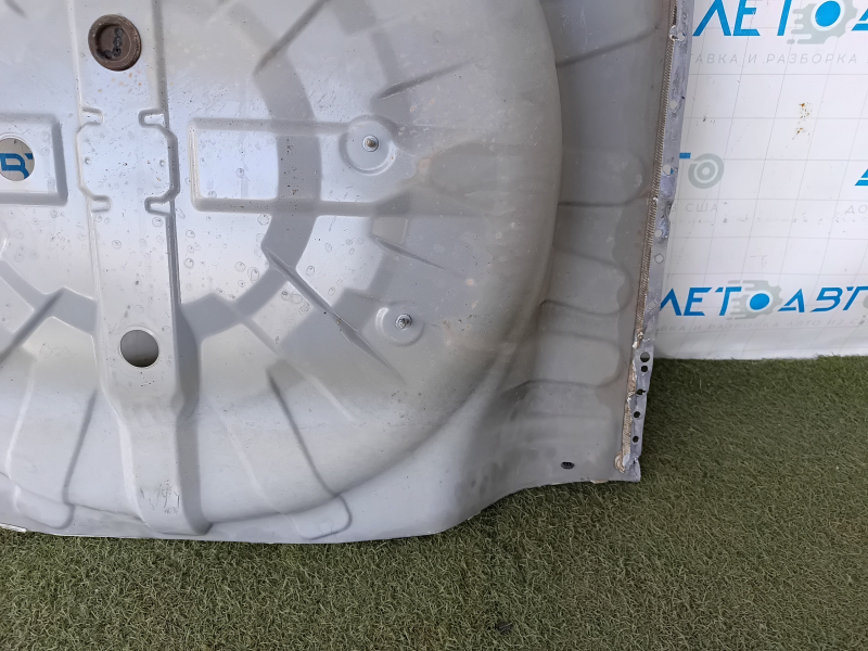 Корыто багажника Nissan Rogue 14-20 2.5 высверлено