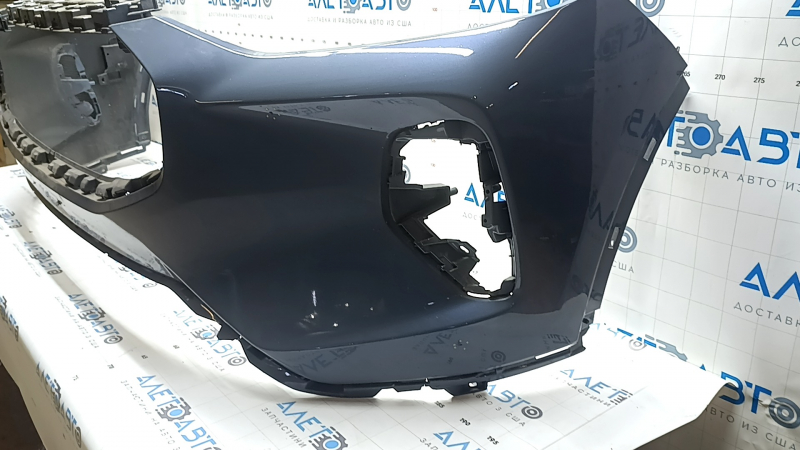 Бампер передний голый Ford Escape MK4 23-26 под парктроники и автопарковку, синий К1, незаводские отверстия, царапины, песок, трещина