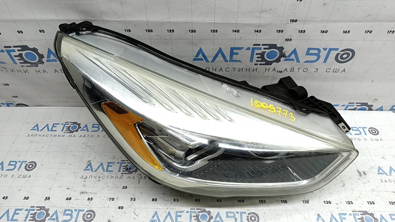 Фара передняя правая в сборе Ford Escape MK3 17-19 рест ксенон+led светлая, под полировку, царапины, паутинка