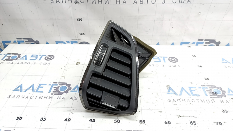 Дефлектор воздуховода торпеды левый Ford Escape MK3 13-19 черный с черным глянцем