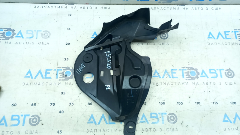 Накладка склянки права Ford Escape MK4 20-26 зламане кріплення