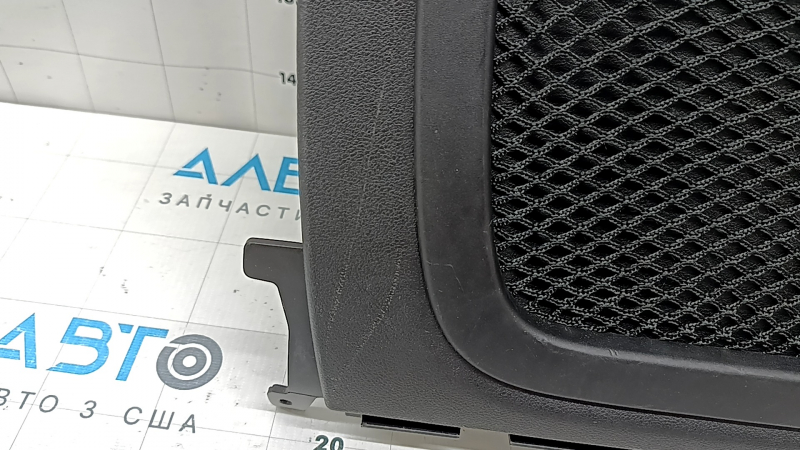 Накладка пассажирского сидения задняя BMW X3 G01 18-24 черная, царапины