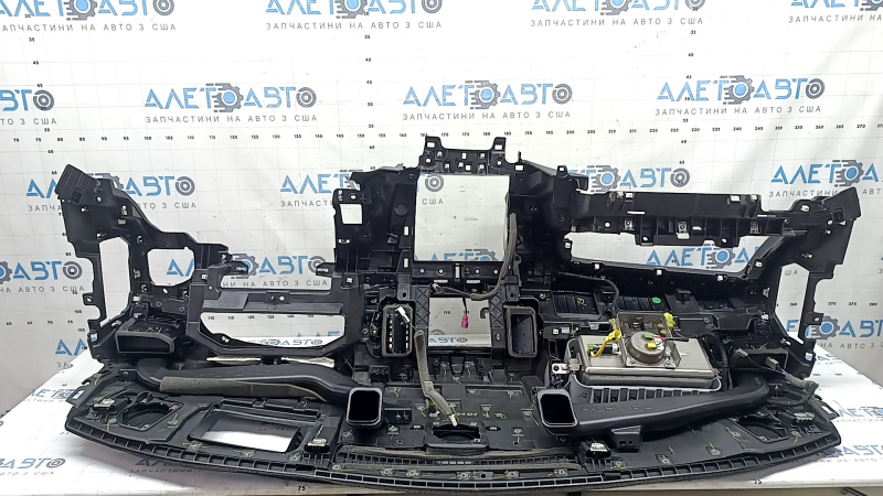 Торпедо передня панель з AIRBAG Infiniti QX50 19-20 чорна, під динамік, під проекцію, з дефлекторами