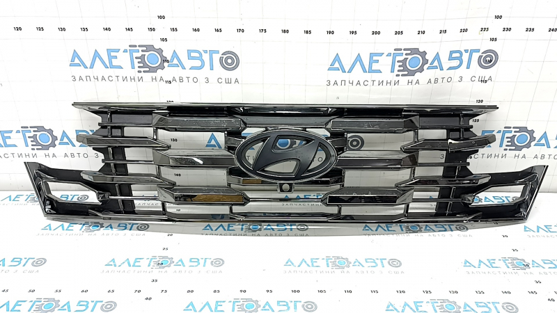 Решетка радиатора grill в сборе Hyundai Tucson 25-26 темный хром, Limited, под камеру, надломана