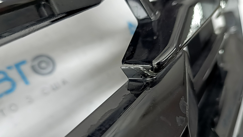 Решетка радиатора grill в сборе Hyundai Tucson 25-26 темный хром, Limited, под камеру, надломана
