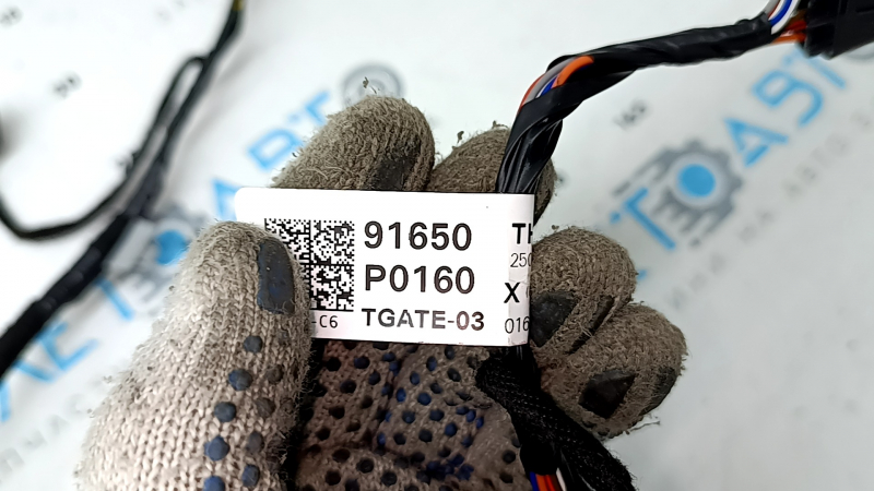 Проводка двери багажника Hyundai Tucson 25-26