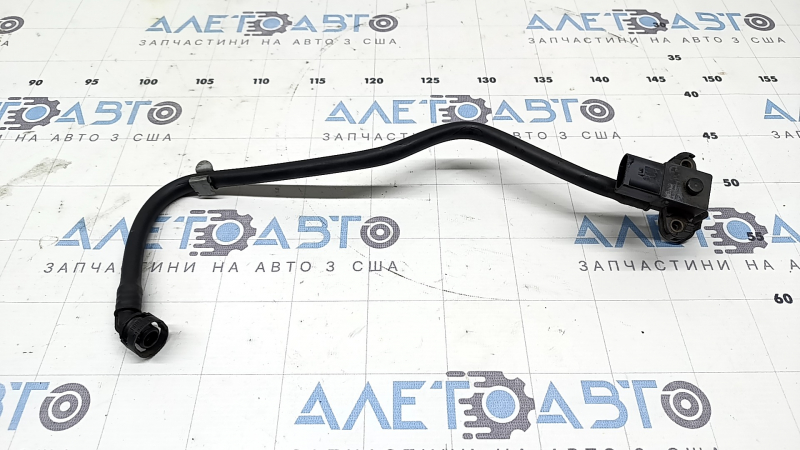 Датчик тиску паливної пари BMW 5 G30 17-20 2.0T з трубкою