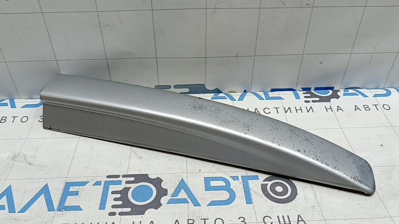 Накладка рейлінгу ззаду ліва Kia Niro 17-22 сіра, облізла фарба