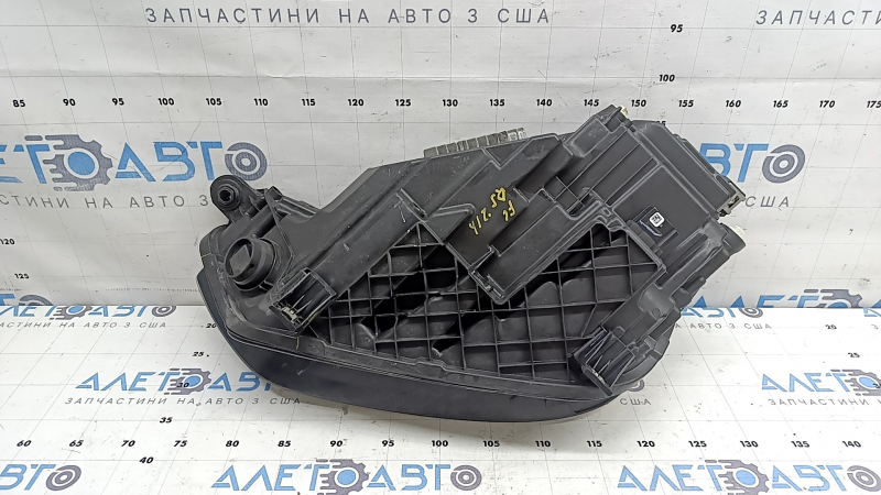 Фара передня права у зборі Audi Q5 80A 21-25 LED, під полірування, подряпини, жовтить LED