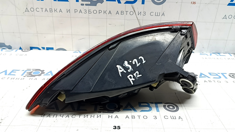 Ліхтар зовнішній крило правий Audi A3 22-24 подряпини, потертості