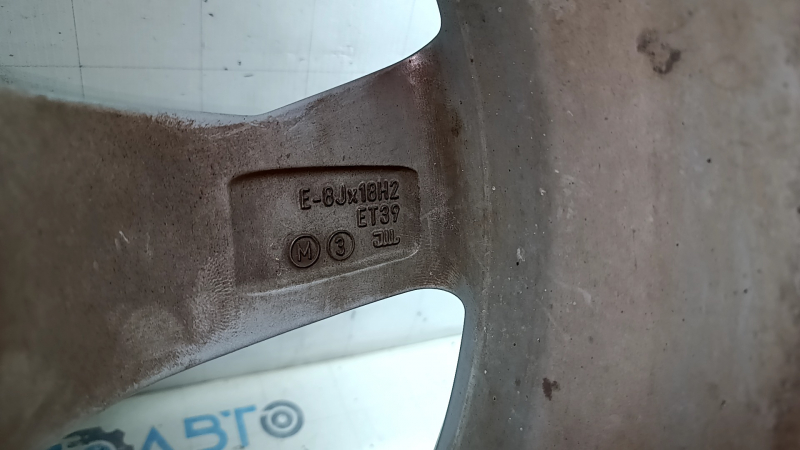 Диск колесный R18 x 8J ET39 Audi Q5 80A 21-25 стиль 41V бордюрка, крашенный