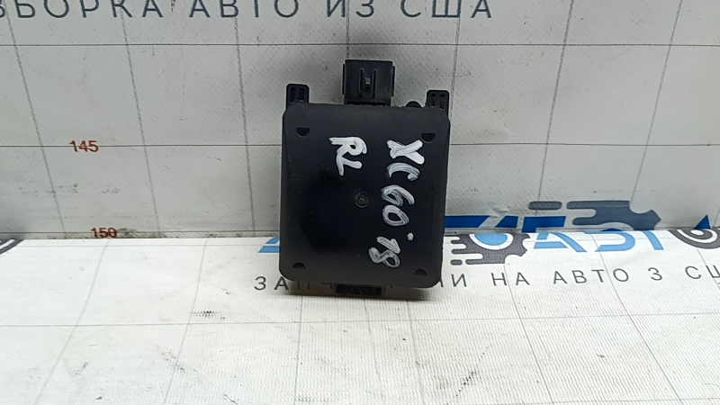 Датчик слепых зон BSM левый Volvo XC60 20-22