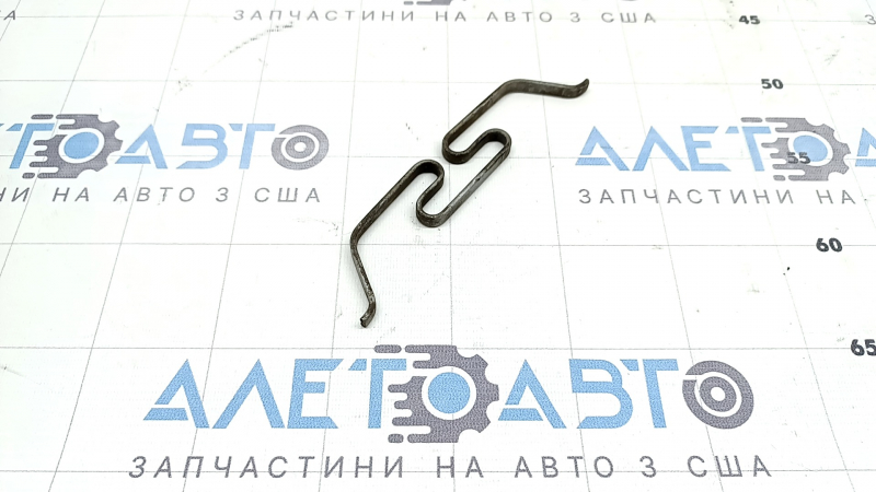 Пружина скобы суппорта передняя левая Honda Accord 18-22