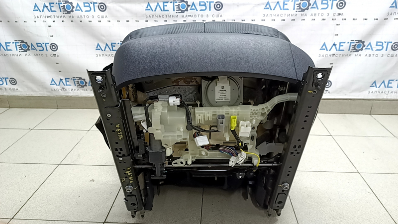 Сидіння водійське Toyota Highlander 20-21 з airbag, електричне, підігрів, вентиляція, шкіра чорна, Limited