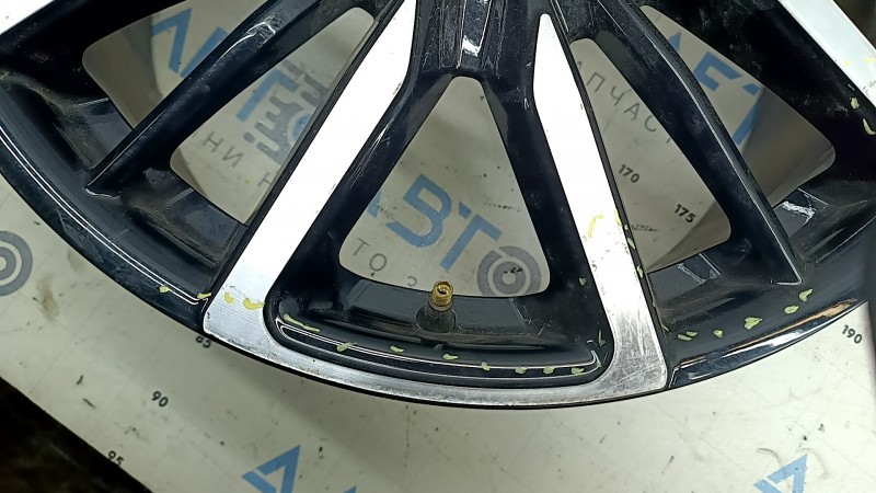 Диск колесный R18x8J ET46 Audi A3 22-24 легкая бордюрка