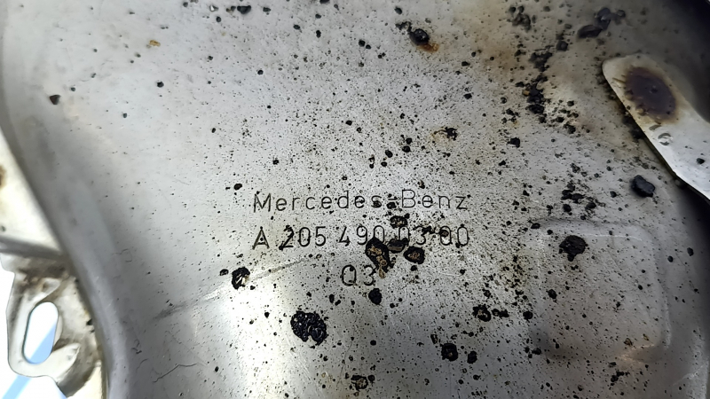 Насадка глушителя левая Mercedes C-class W205 16-21 хром