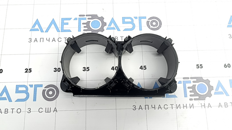 Підсклянники центральної консолі Mercedes C-class W205 16-21