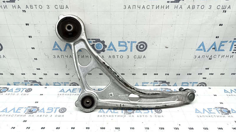 Рычаг нижний передний правый Nissan Murano 25-26