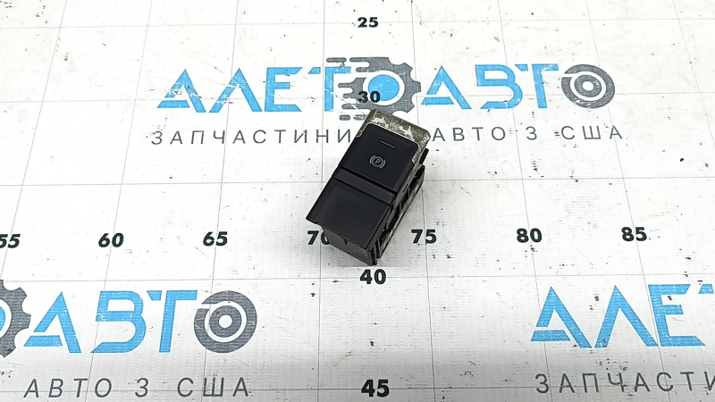 Кнопка паркінгу VW Taos 22-25 окислена хром