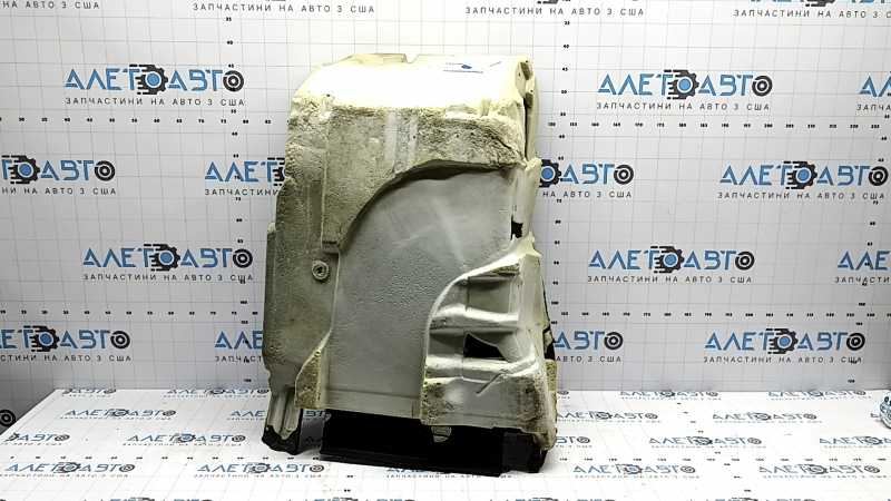 Покрытие пола переднее правое Mercedes C-class W205 15-21 черное, без сетки