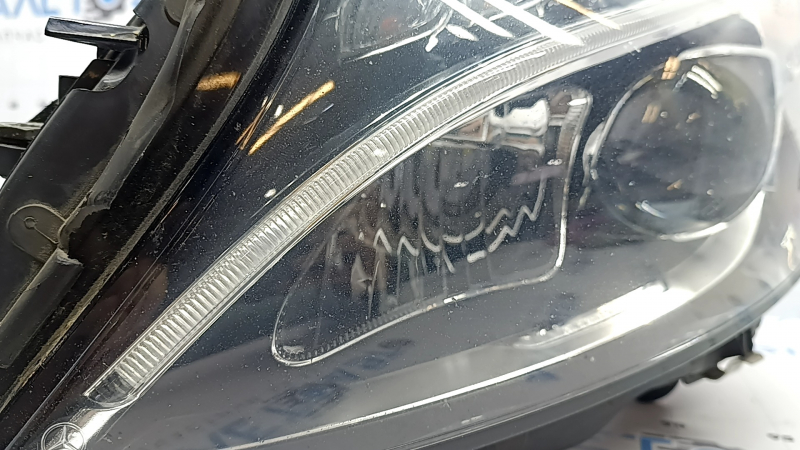 Фара передня ліва у зборі Mercedes C-class W205 16-18 Static LED пісок