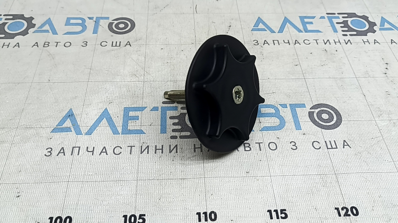 Крепление запасного колеса Nissan Kicks 18-25
