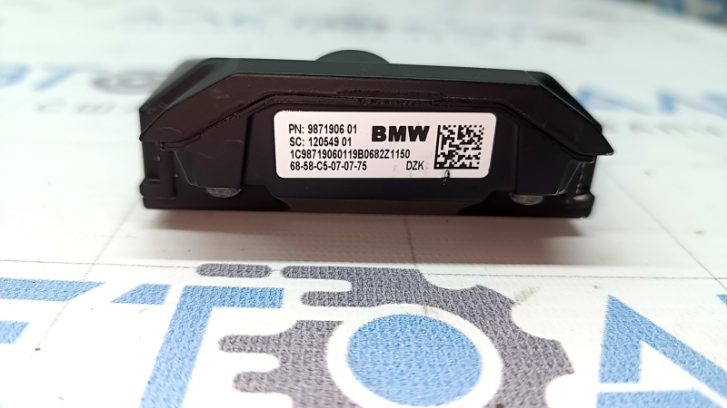 Камера слежения за полосой BMW 3 G20 19-26 на лобовом, MID