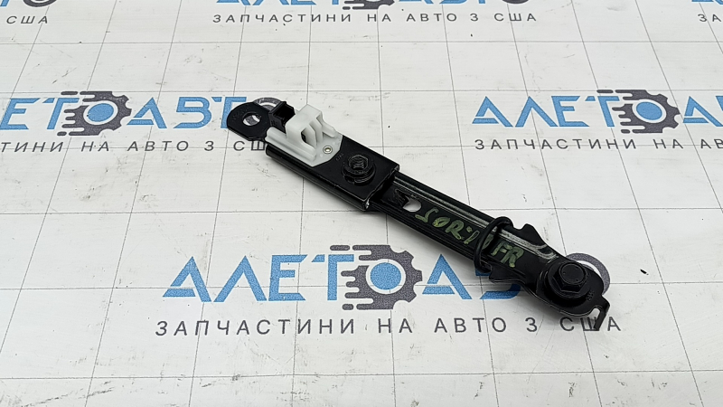 Кронштейн пассажирского ремня безопасности Kia Sorento 16-20