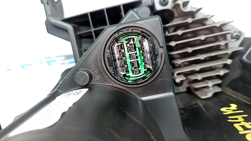 Фара передняя левая Kia Sportage 23-25 LED, Projector lamp