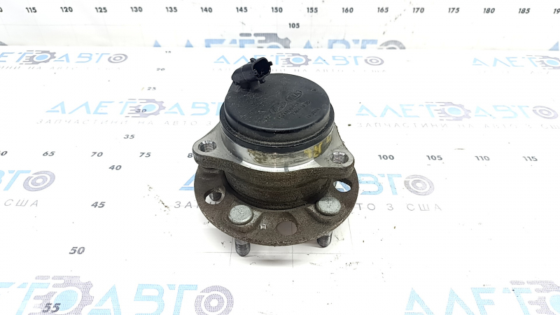 Ступица задняя левая Kia Sportage 23-26 2.5, 1.6T HEV FWD