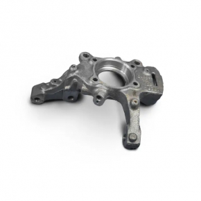Цапфа со ступицей передняя правая Dodge Journey 11-20 FWD без шаровой, ржавая