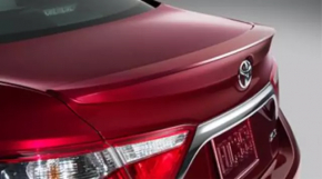 Спойлер крышки багажника Toyota Camry v55 15-17 usa