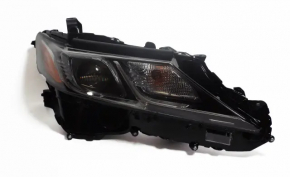 Фара передняя правая в сборе Toyota Camry v70 18-18 галоген + LED DEPO