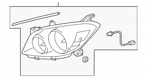 Фара передня права Toyota Rav4 06-08 гола ГАЛОГЕН