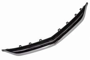 Решетка радиатора grill Chevrolet Malibu 16-18 с молдингом, без радар круиза