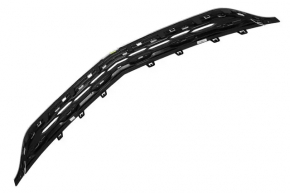 Решетка радиатора grill Chevrolet Malibu 16-18 с молдингом, без радар круиза