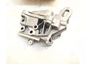 Кронштейн правой подушки двигателя Ford Escape MK3 13-19 1.5Т