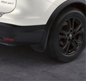 Брызговик передний левый Nissan Rogue Sport 17-22