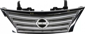 Решітка радіатора grill Nissan Sentra 13-15